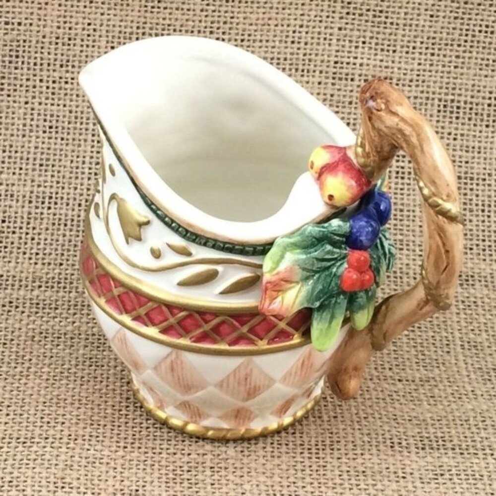 Vtg Fitz Floyd Jolly Ole St Nick Christmas Classics Creamer Holly Leaves Berries